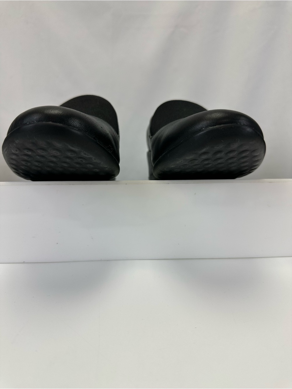 Hush Puppies Black Leather Wide width Low Wedge Shoes Size 9W Workwear Career - Picture 10 of 12